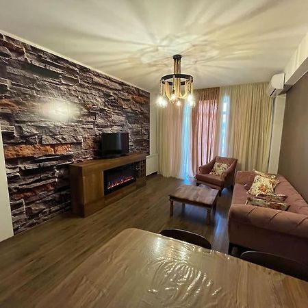 7Th Heaven Apartment In Central Tbiliszi Kültér fotó