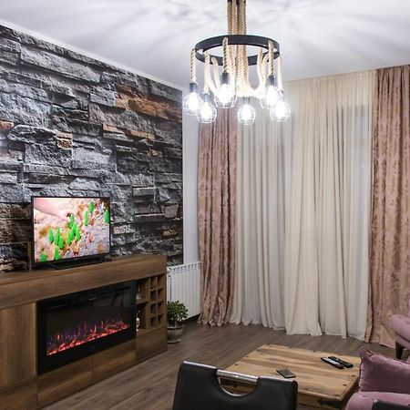 7Th Heaven Apartment In Central Tbiliszi Kültér fotó